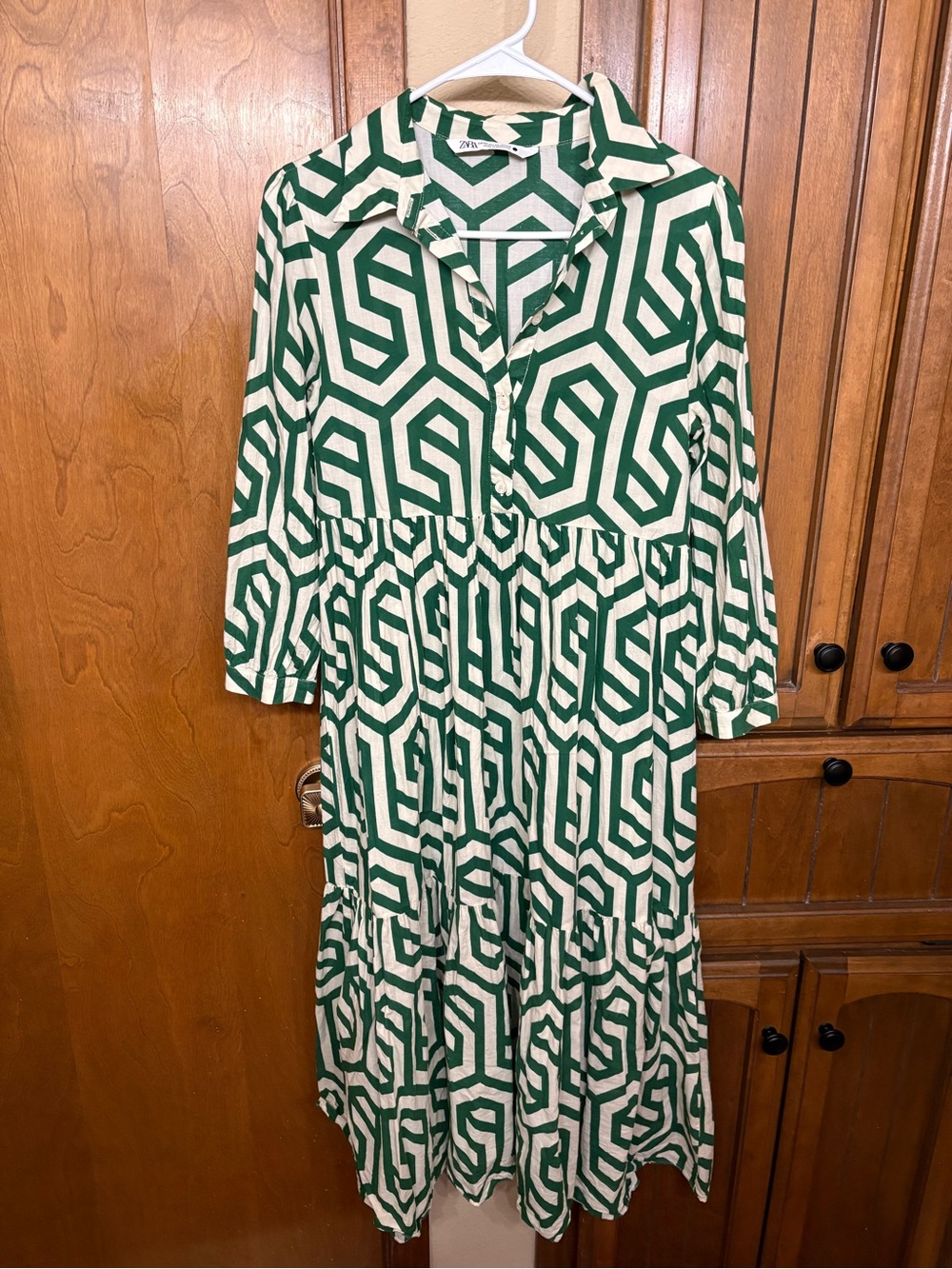 Zara Green & White Geometric Tiered Midi Shirt Dress
